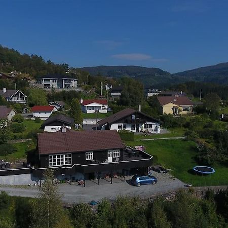 Apartmán Casa Monami Leilighet I Naturen Naer Bergen Lonevåg Exteriér fotografie